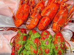 -龙巢盱眙龙虾·牛蛙·烧烤宵夜(八卦岭店)