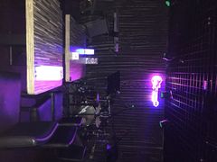 OhBar偶吧音乐酒吧-ohbar live house(人广店)