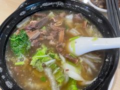 -闫家驴肉老店(华电一校店)