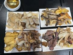 -野菌皇海景野生菌火锅(滨海大道店)
