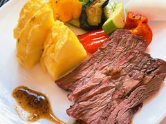 果木牛肉-鲤鱼门渔人码头自助餐厅