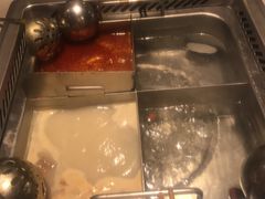 -海底捞火锅(高新万达店)