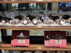 -Laderach 莱德拉(上海环贸iapm店)