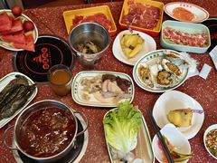 -四囍码头海鲜烧烤自助火锅(外滩南京东路悦荟广场店)