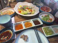 -明洞阿姨·韩式酱蟹烤肉·创意料理(三元桥店)