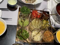 -红鼎豆捞·非遗鲍皇汤火锅(宝丰路店)