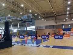 -莱茵体育生活馆