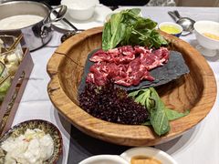 -红鼎豆捞·非遗鲍皇汤火锅(宝丰路店)