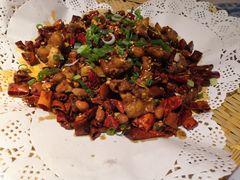歌乐山辣子鸡-宽窄巷成都菜(青岛路万达广场店)