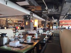 -大头虾越式风味餐厅(光明广场店)