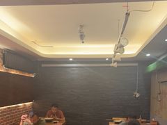 -万记麻辣烫国展总店