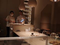 -VERIE BAKEHOUSE