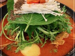 -喇喇排骨火锅·传统韩式脊骨汤(望京西园总店)