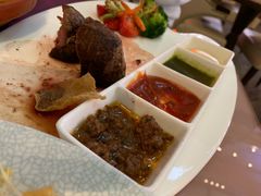 -查特花园美食广场(西单大悦城店)
