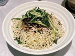 -肥肥虾庄·金牌油焖大虾(首义路店)