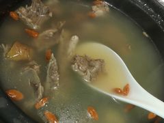 草根水鸭汤-炊烟·山房菜