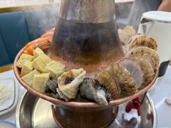 -一口猪海鲜浑锅·东北家常菜