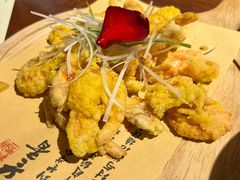 香酥蛋黄虾-马灯部落·西湖边的创意山景餐厅(虎跑动物园店)