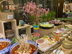 -大中华希尔顿酒店-念自助餐·嗨啤·小龙虾