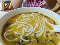 -三千粉牛肉米粉(来客茂店)