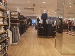 -优衣库(重庆万象城店)