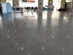 -岳阳东站
