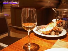 白葡萄酒-艺厨风尚餐厅 · 桔钓沙莱华度假酒店