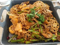 -精悦蓉(松江万达广场店)