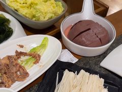 -小天鹅火锅·一线江景洪鼎旗舰店(洪崖洞店)