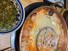 -洱火云南酸菜牛肉火锅(石景山当代商城店)