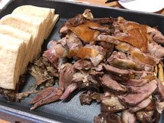 蒙古烤羊腿-九十九顶毡房(阜石路店)