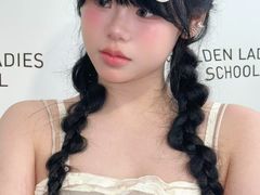 -金夫人化妆摄影职业培训学校