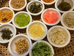 -包整·丝娃娃(一览甲秀楼风景店)