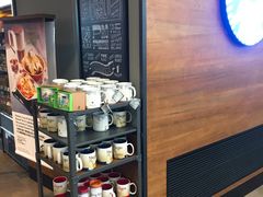 -星巴克(香港国际机场44号闸店)