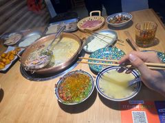 -洱火云南酸菜牛肉火锅(石景山当代商城店)