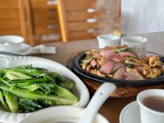 -东馆和天下特色餐饮(工农店)