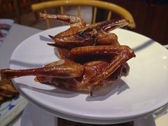 脆皮陈皮乳鸽-粤小馆(天安云谷店)