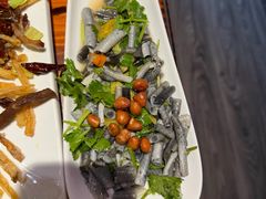 花生米伴鮰鱼皮-老宅藕香·湖北菜·非遗藕汤·武昌鱼(黄鹤楼景观店)