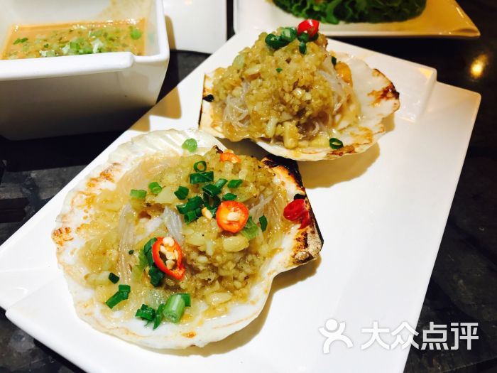 名人名家海鲜火锅扇贝图片 - 第1张