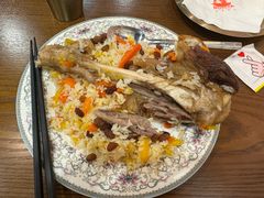 -盾亚新疆餐厅(松江万达广场店)