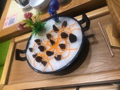 高山羊肚菌-煲大王猪肚鸡·椰子鸡火锅(红谷滩万达店)