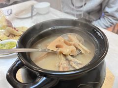 莲藕鸡脚汤（明火例汤）-文记壹心鸡(宝华路店)