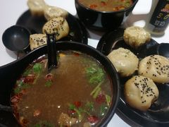 牛肉酸辣粉-小杨生煎(龙之梦购物中心店)