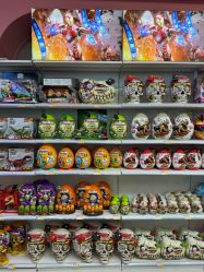 -卡通派潮品玩具折扣仓(青岛新城吾悦广场店)