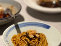 开洋葱油拌面-屋里厢上海菜馆
