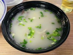 来碗羊杂汤-老班长手工灌汤包老店(东山店)