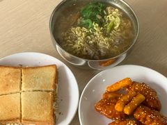 -韩妈妈韩式小吃(中山店)