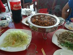 -溢心园香河肉饼总店