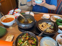 -云海肴·汽锅鸡·云南菜(天山百盛优客店)