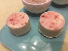 玫瑰慕斯蛋糕-哈根达斯(合肥天鹅湖店)